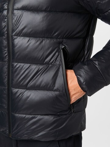 Abercrombie & FitchPrijelazna jakna - crna boja