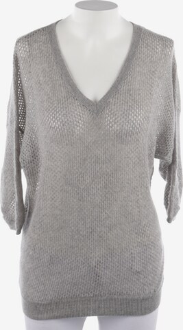 0039 Italy Sweater & Cardigan in XS in Grey: front
