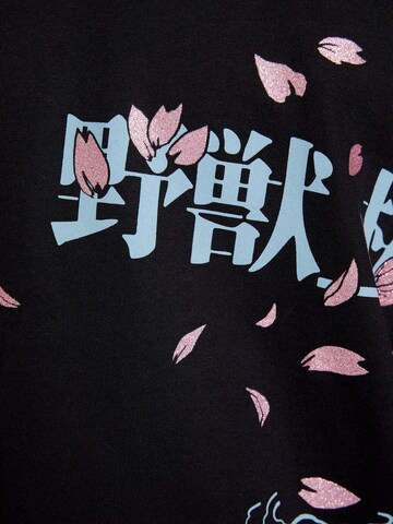 Bershka T-Shirt in Schwarz