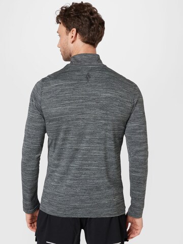 SKECHERS Performance Shirt in Grey