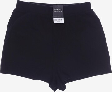 even&odd Shorts in M in Black: front