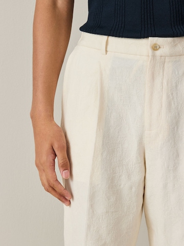 Next Loosefit Hose in Beige