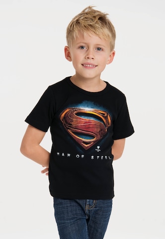 LOGOSHIRT T-Shirt "Superman - Man Of Steel" in Schwarz: predná strana