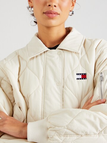 Tommy Jeans Tussenjas 'ONION' in Beige
