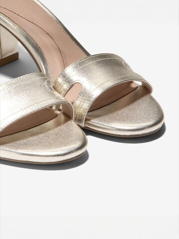 Cole Haan - Sandalias con hebilla 'ADELAINE' en oro