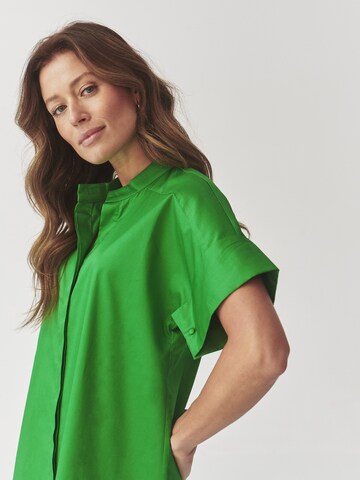 Abito camicia 'ALIATI' di TATUUM in verde
