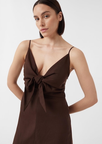 Robe d’été COMMA en marron