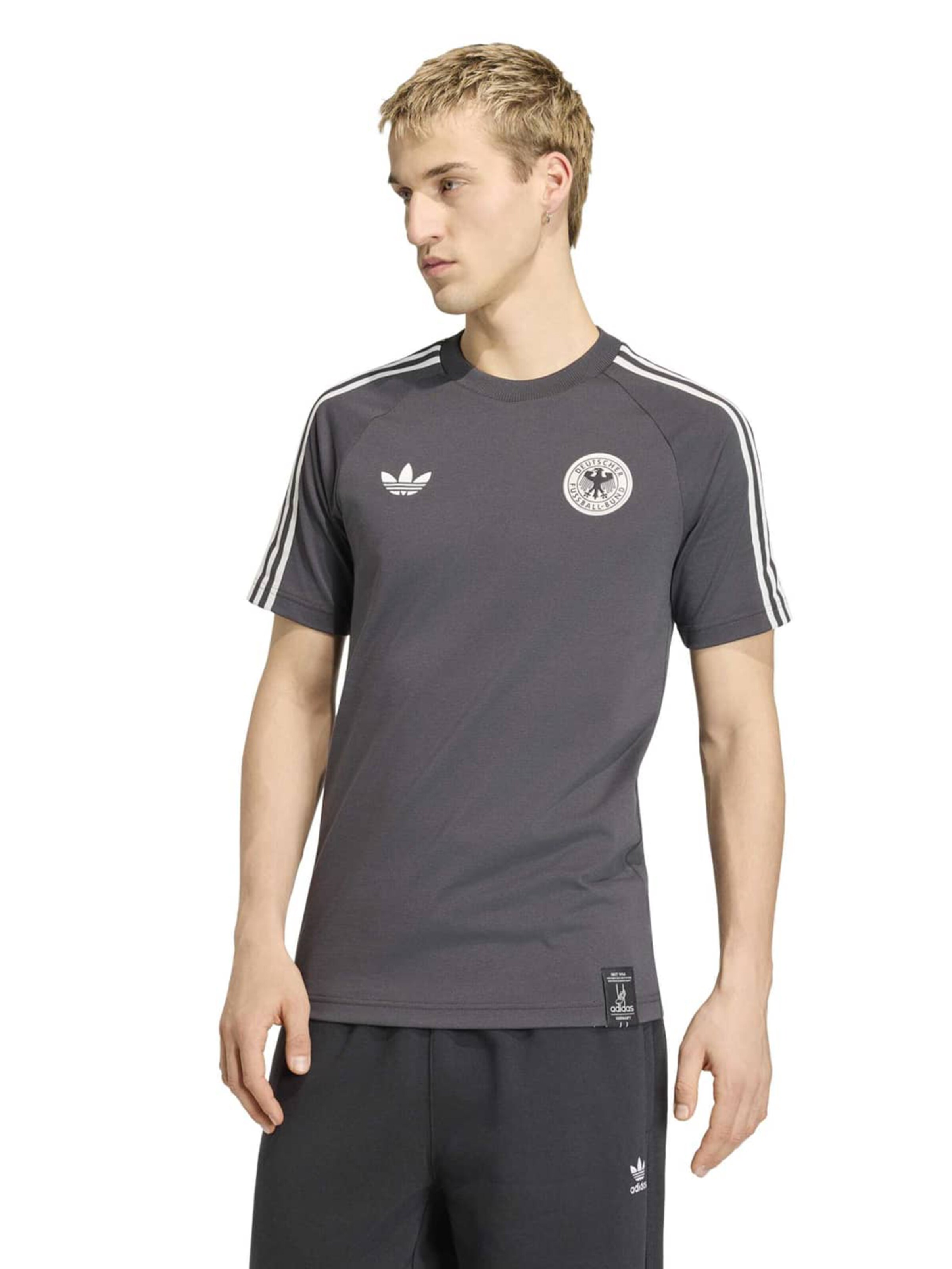 ADIDAS PERFORMANCE Funktionsshirt 'DFB' in Schwarz: Vorderseite