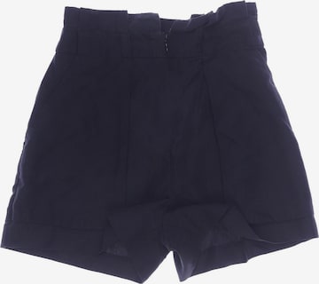 Monki Shorts in XS in Black: front