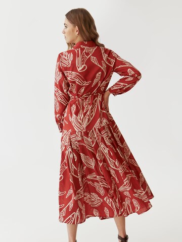 TATUUM - Vestido camisero 'Rudia' en naranja