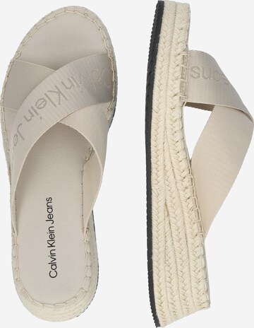 Calvin Klein Jeans Regular Pantolette i beige