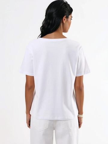 T-shirt Busem en blanc