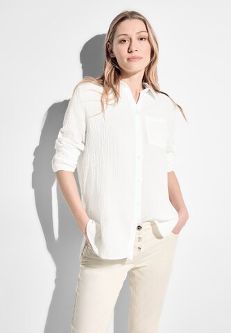 CECIL Blouse in White: front