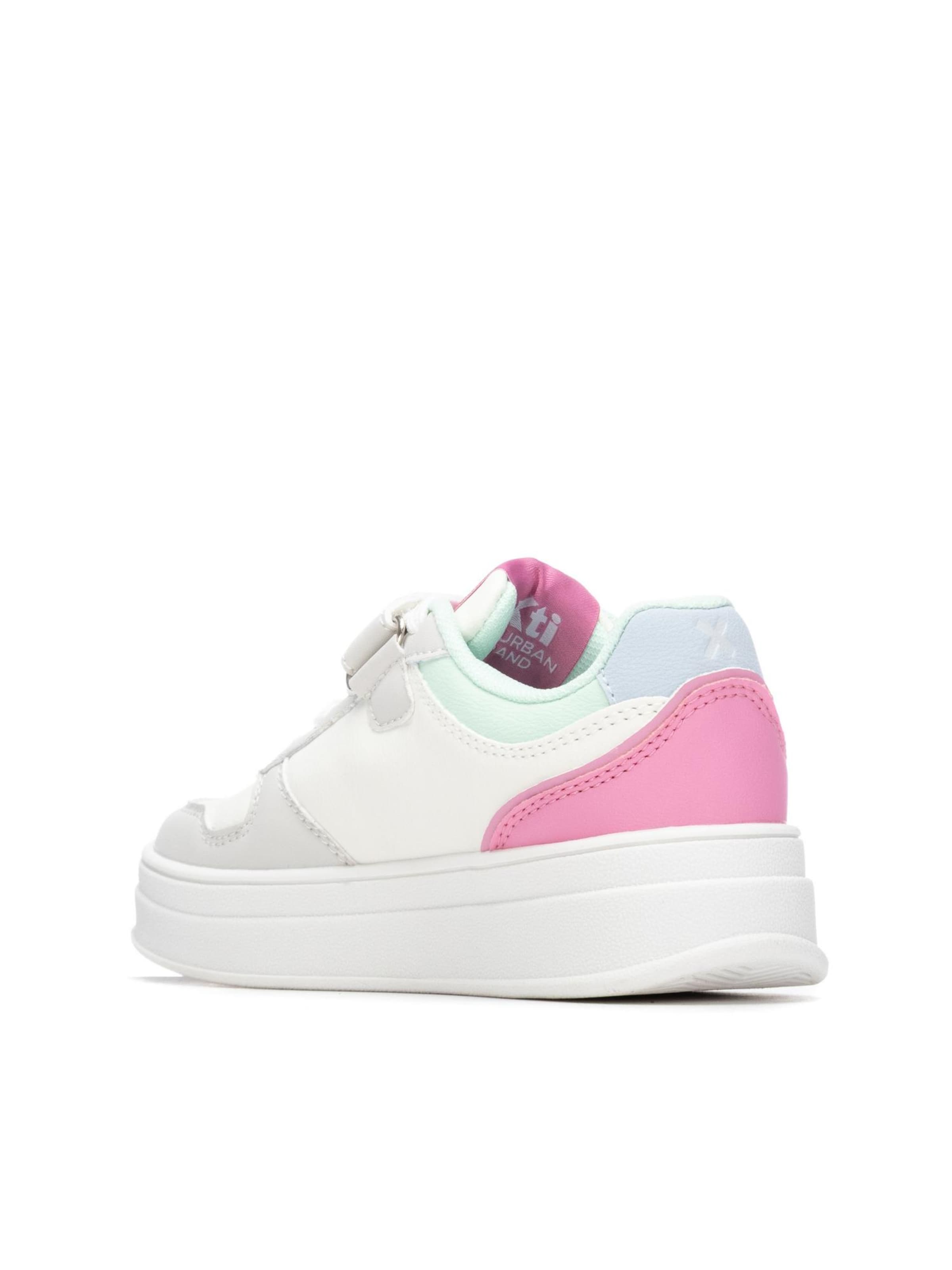 Xti Sneaker‌‌‌‌‌‌‌‌ in Grau