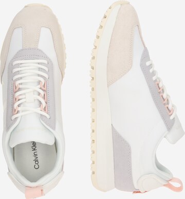 Baskets basses 'Toothy Runner' Calvin Klein Jeans en blanc