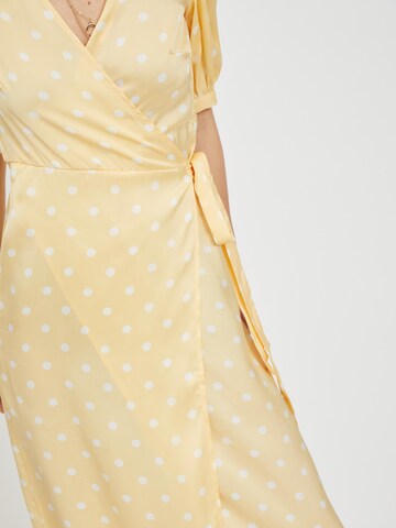 Robe 'DOLETTA' VILA en jaune