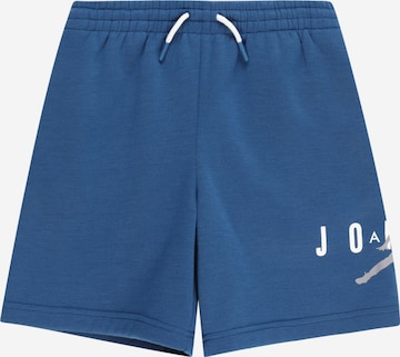 Jordan Regular Shorts in Blau: predná strana