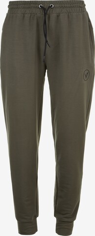 Virtus Tapered Broek 'Streat' in Groen: voorkant