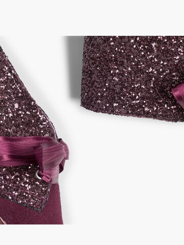 Pisamonas - Botas en rojo