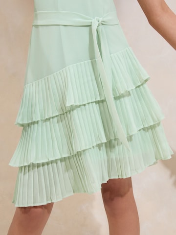 Lipsy Sukienka w kolorze zielony