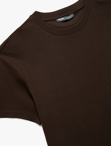 Koton T-Shirt in Braun