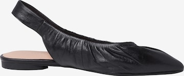 TAMARIS Ballet Flats with Strap in Black