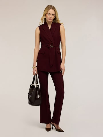 Gilet de costume MOTIVI en rouge