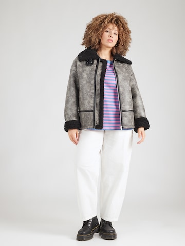 ONLY Carmakoma Тениска в синьо