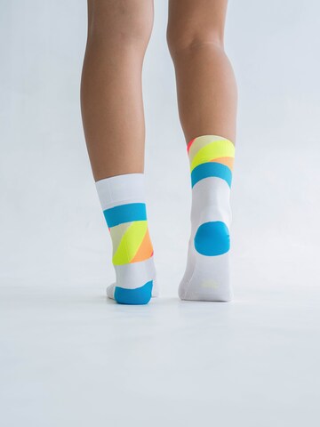 INCYLENCE Athletic Socks 'STRIDES' in White