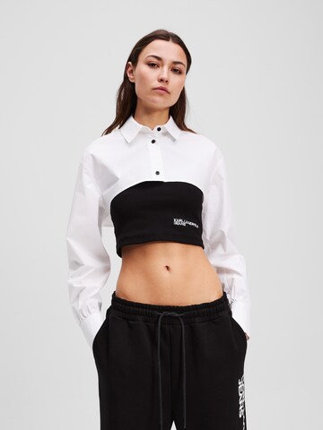 KARL LAGERFELD JEANS Blouse in Black: front