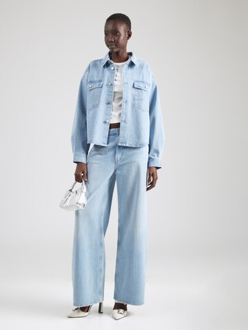 Veste mi-saison 'PCTAMRA' PIECES en bleu