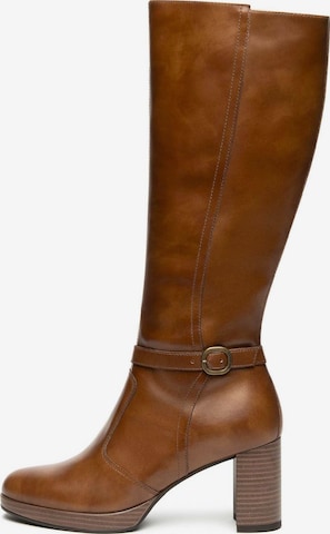 Bottes 'Asola' Nero Giardini en marron : devant