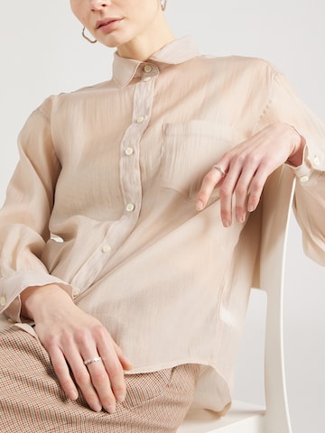 GAP Blouse in Beige