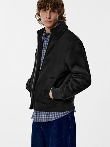 Pull&Bear Between-Season Jacket in Black: front