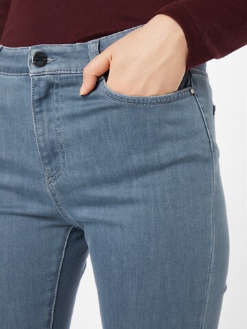 Coupe slim Jean 'NEVADA' Maison 123 en bleu