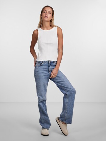 PIECES - Top 'LESLIE' em branco