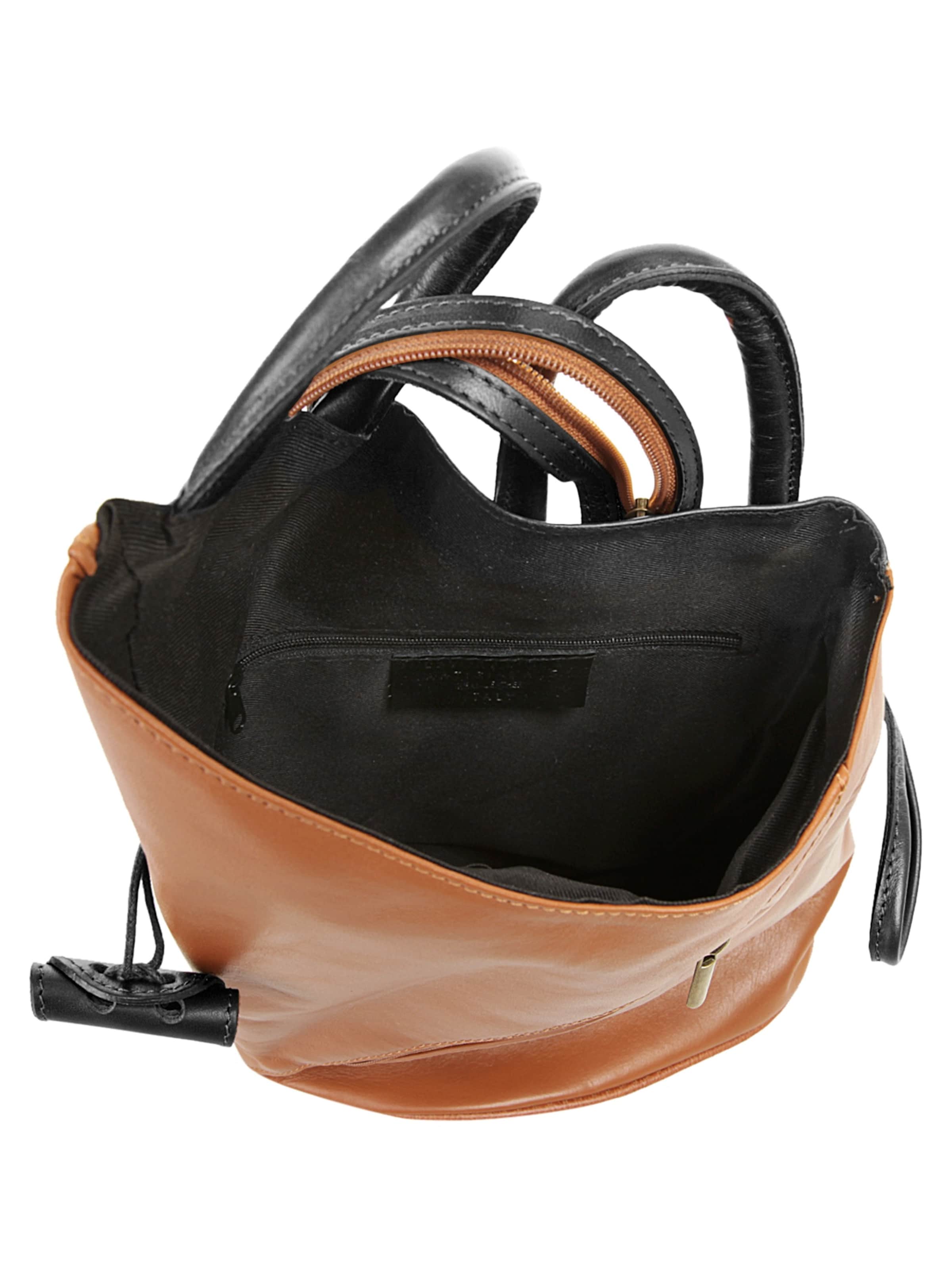 Samantha Look Backpack in Beige
