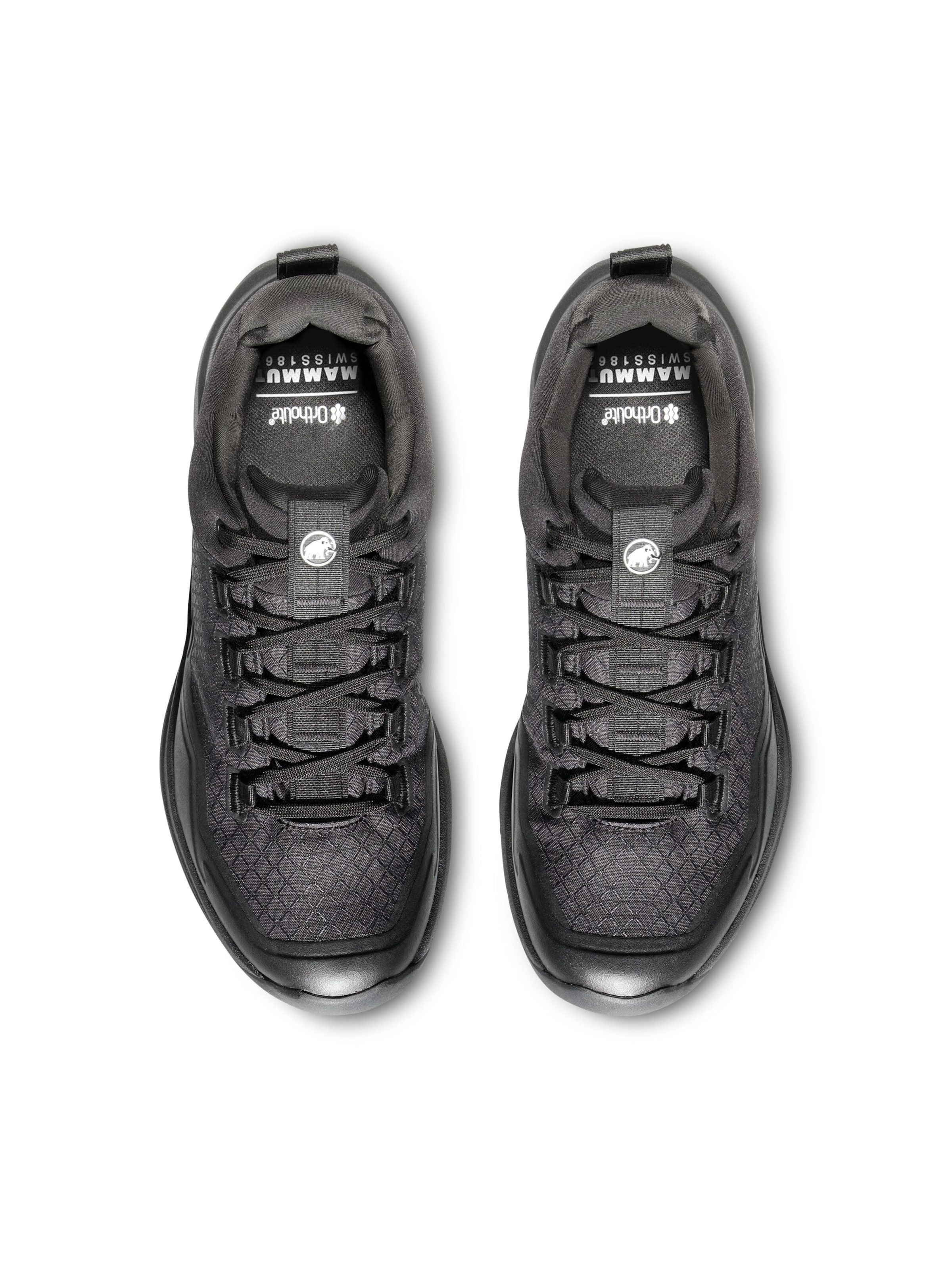 MAMMUT Flats 'Sertig III' in Black