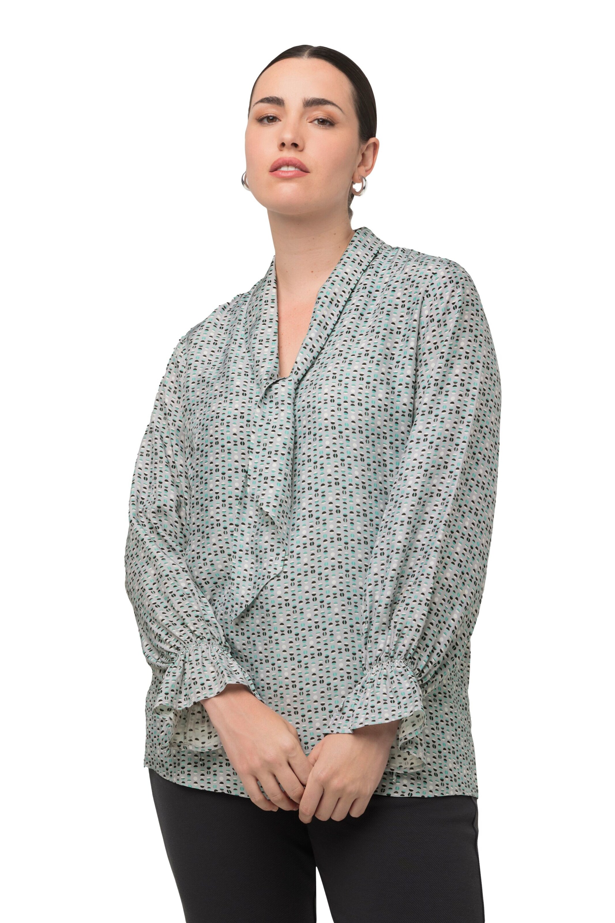 Ulla Popken Blouse in Grey: front