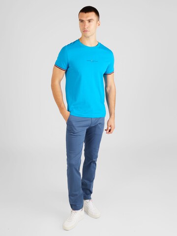 TOMMY HILFIGER T-shirt i blå