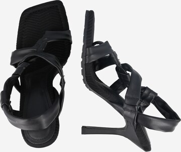 River Island - Sandalias de dedo en negro