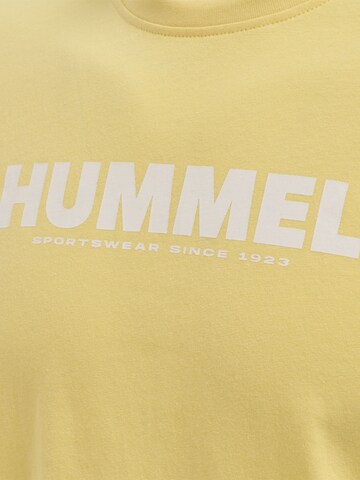 T-Shirt fonctionnel Hummel en jaune