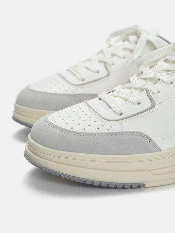 Baskets basses Pull&Bear en gris