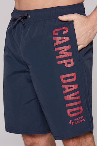Pantaloncini da bagno di CAMP DAVID in blu