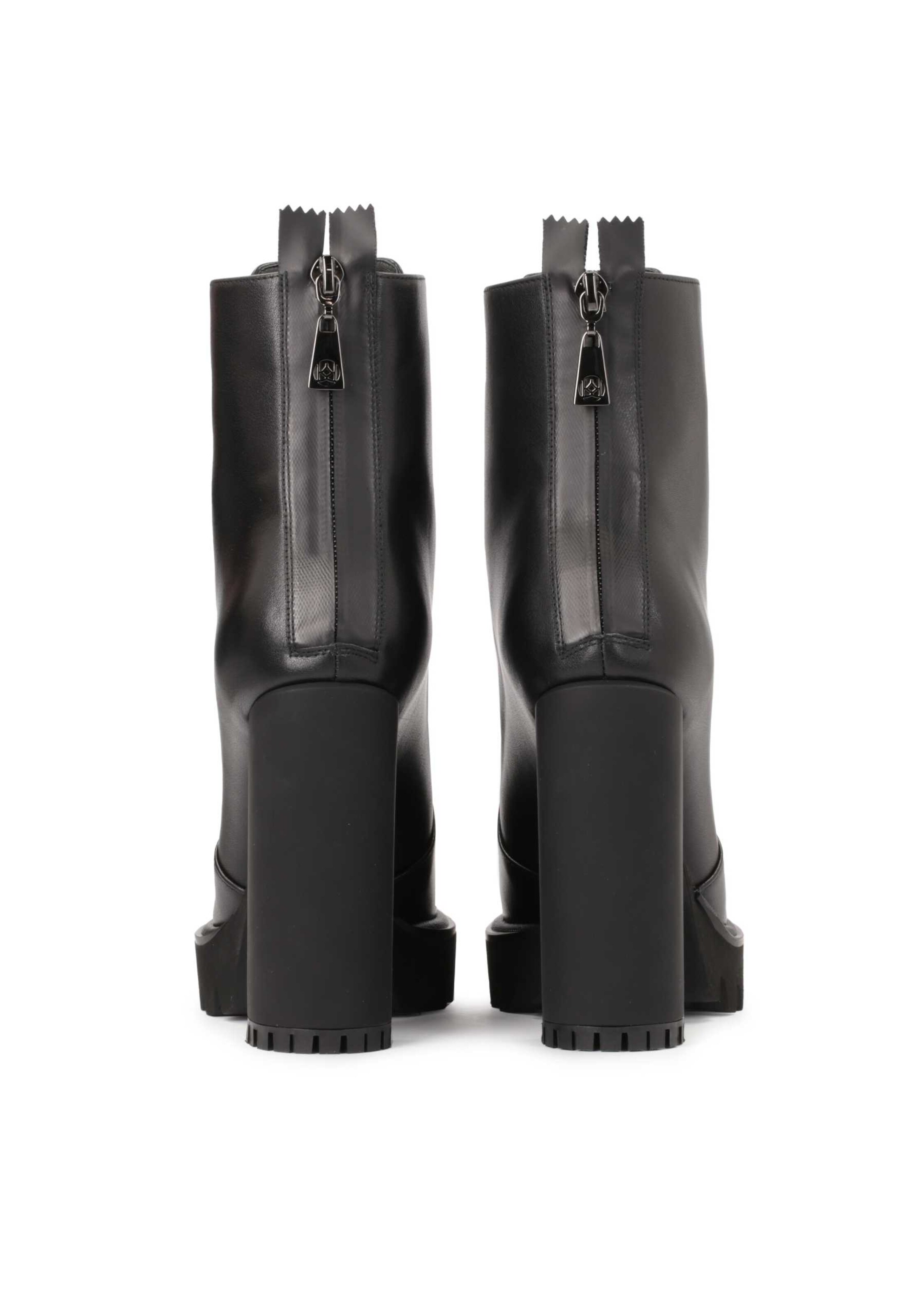 Kazar Bootie in Black