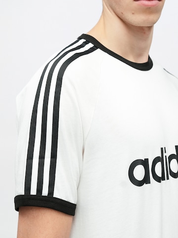 ADIDAS ORIGINALS Футболка в Белый