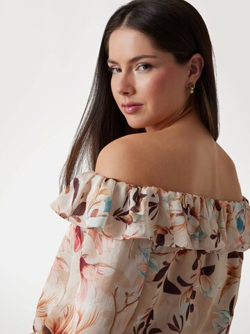 GUESS Bluse in Beige