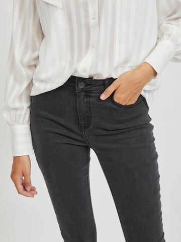 VILA Flared Jeans in Schwarz