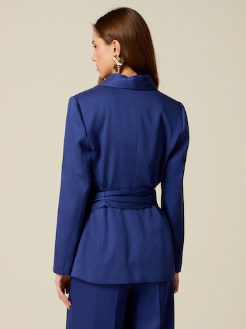 Giacca di mezza stagione di oltre in blu