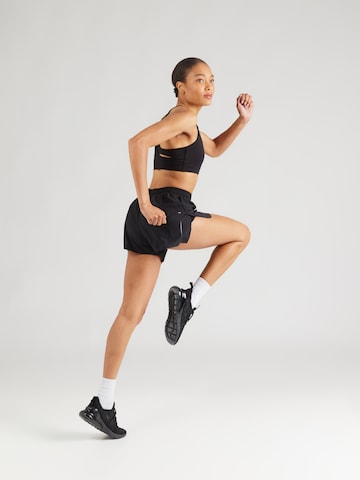 4F Lużny krój Spodnie sportowe w kolorze czarny